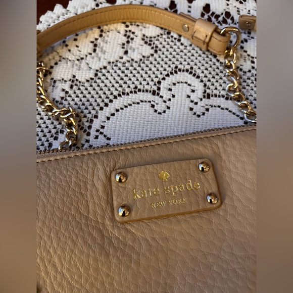 Kate Spade leather handbag includes dust bag New With Tags - Picture 4 of 6